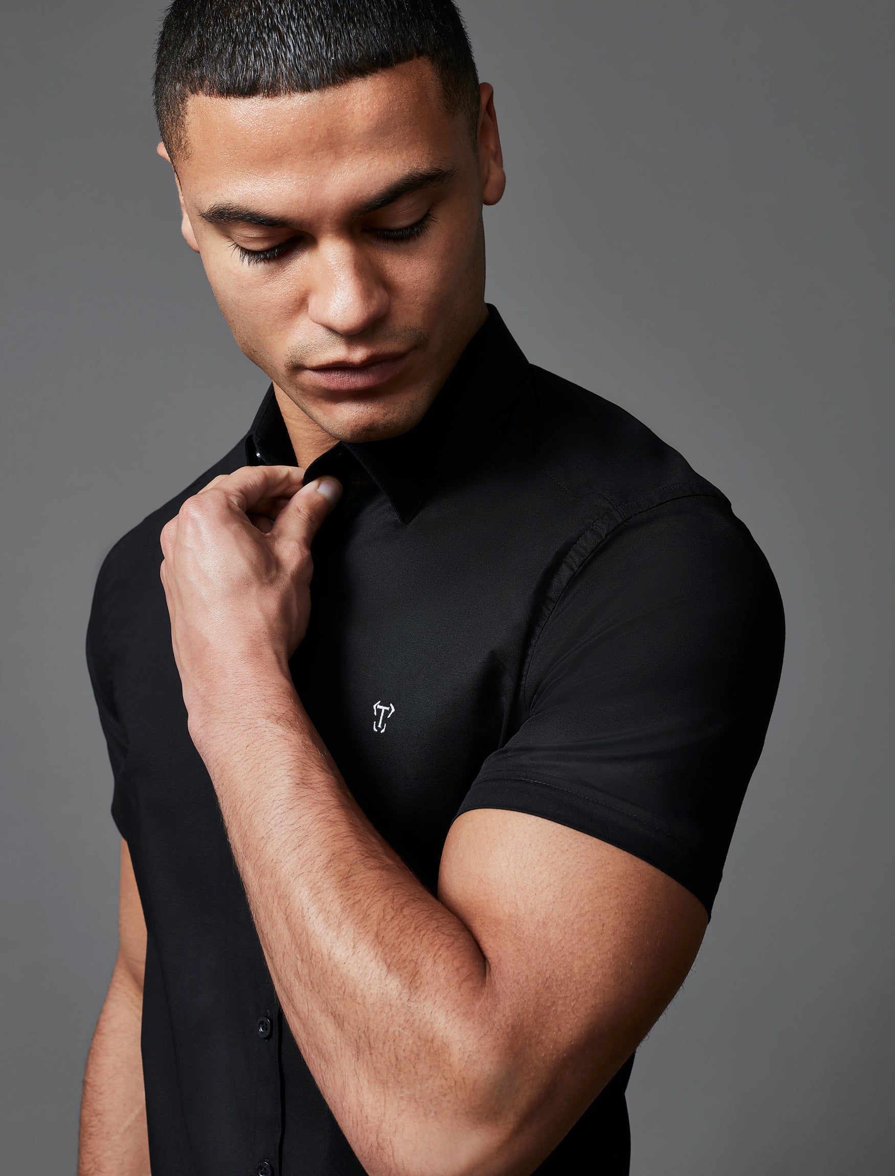 Black Short Sleeve Vittorini Fit Shirt