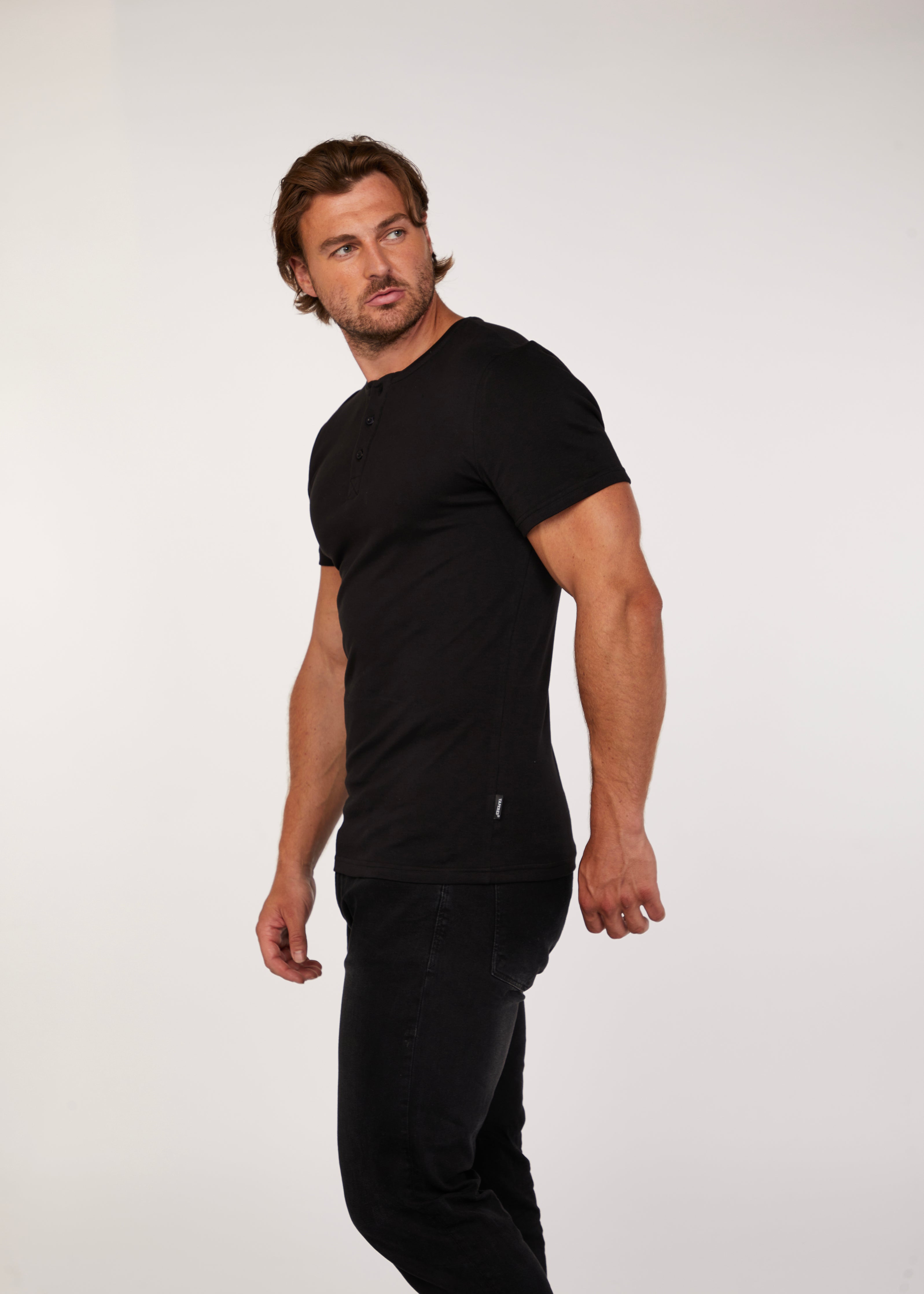 Black Short Sleeve Vittorini Fit Henley